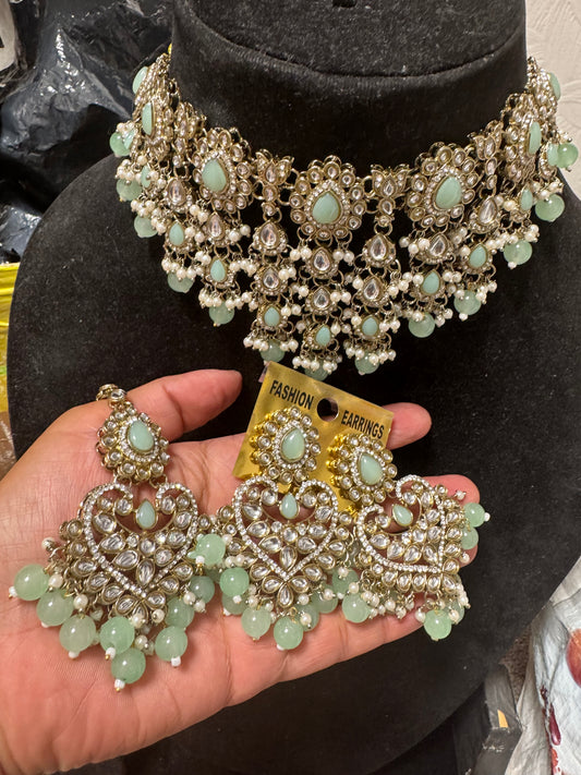 Kundan jewellery set