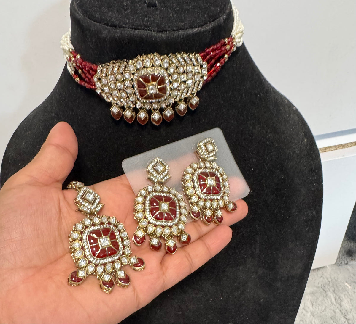 Kundan jewellery set